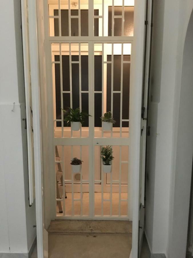 Maison Flores Bari Exteriör bild